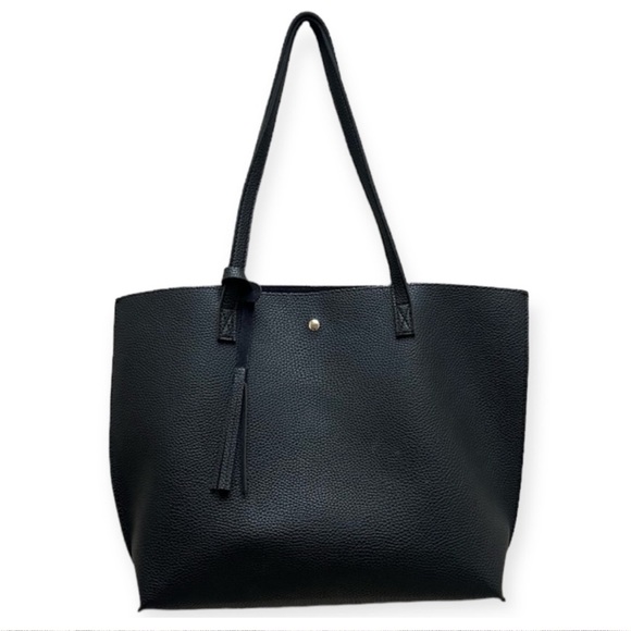 Unbranded Handbags - Unbranded Faux Leather Textured Shoulder Purse